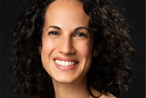 Dr Sharon Wolf portrait photo