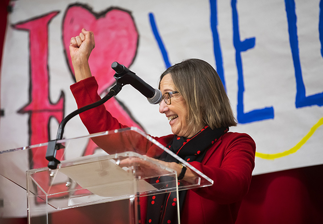 Penn GSE Dean Pam Grossman speaks at the Lea-Penn celebration event.